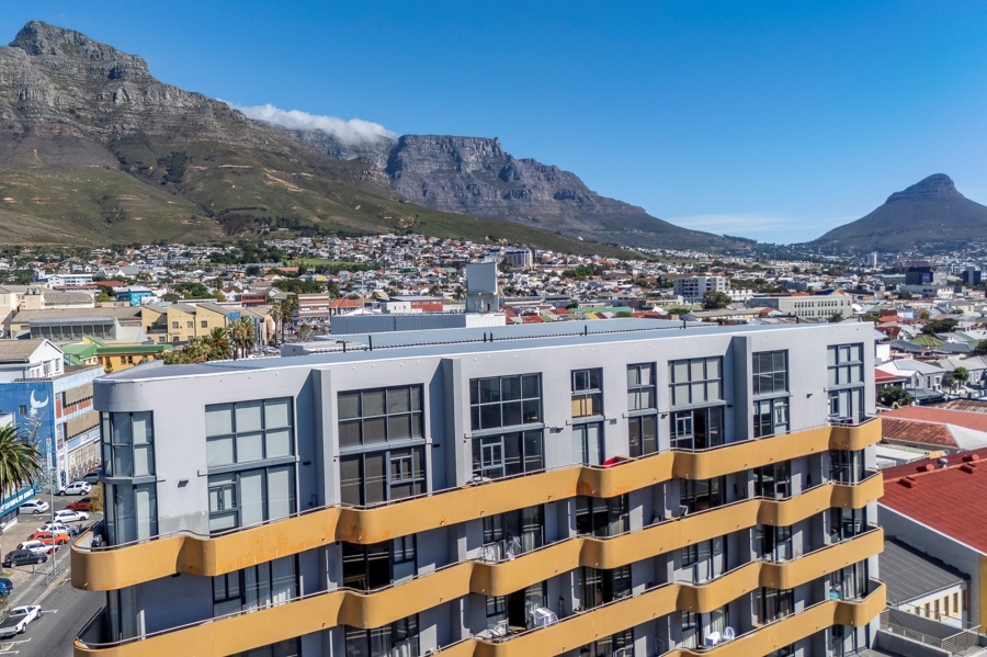 2 Bedroom Property for Sale in Woodstock Western Cape